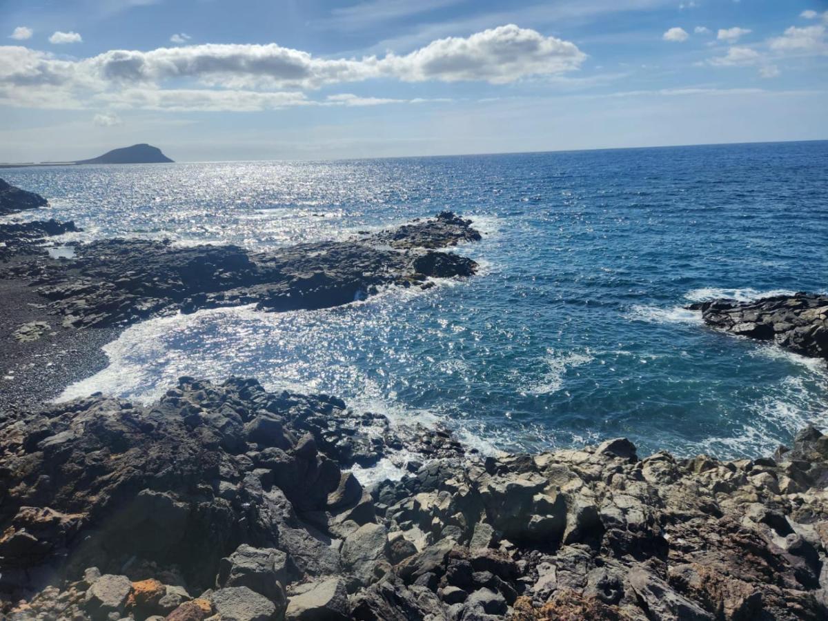 Golf & Ocean Breeze Apartment サンミゲル・デ・アボナ エクステリア 写真